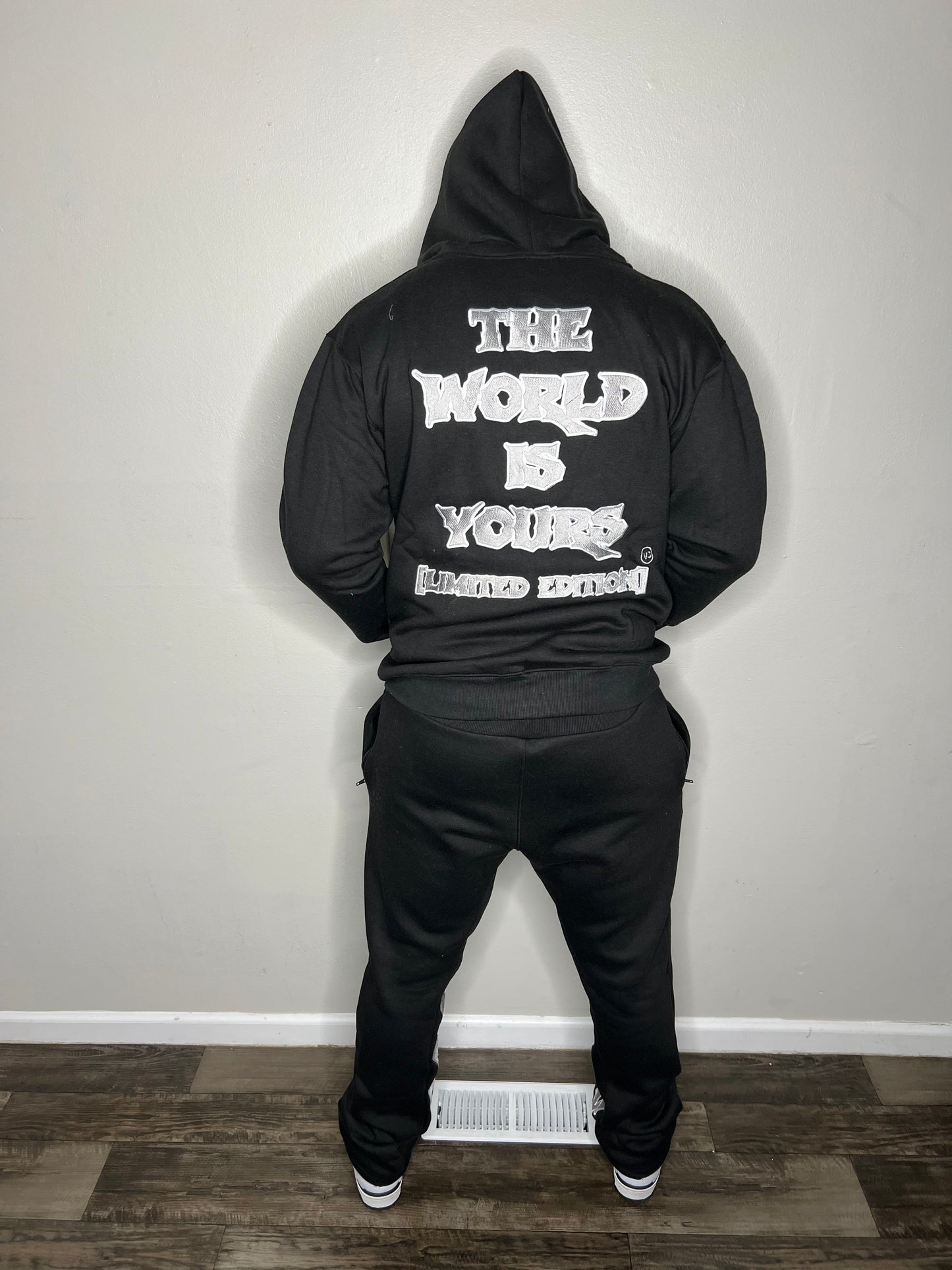 World-tour V.3 FullZip Sweatsuits